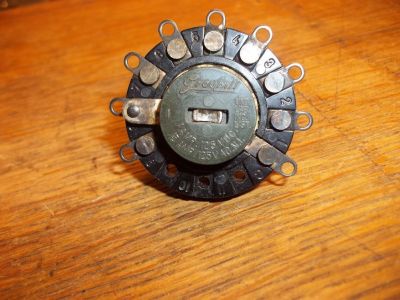 1 POLE 8 POS GRAYHILL 1 AMP 125VDC 15 AMP 125VAC NON SHORTING BREAK BEFORE MAKE ROTARY SWITCH