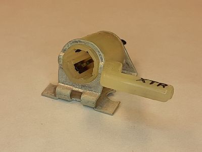 ELECTRO VOICE EV RECORD PLAYER CARTRIDGE MOUNTING BRACKET FOR EV 107, 107D 530348-60
