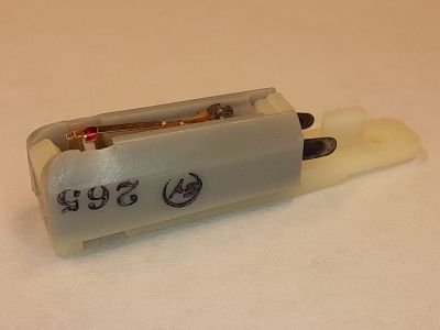 ELECTRO VOICE EV CARTRIDGE 532633-300 Admiral: 2078A2-1 Crown: AM-PU-8, TPA-106, TPA-105 Delmonico: CS103 Fosster: CP-13-1 Singer