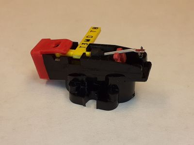 ELECTRO VOICE EV CARTRIDGE Airline: 60-142, 60-150 Admiral: 78C233-3, 78C233-4 Phonola: 22229, 21664 Tetrad: 6-T3MD-B, 6-22D-A, 6-22D-B, 6-22S-A. 6-22D-233-3, 6-22S-233-4