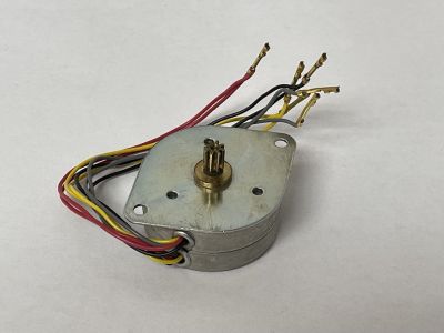 SURPLUS, 5VDC STEPPER MOTOR AIRPAX, 6 Ohm