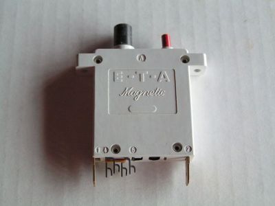 ETA 15A 15 Amp Push Button Circuit Breaker, kf, Max of 250vac/65VDC W18