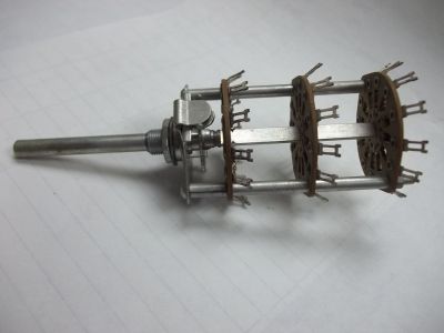 12523 CENTRALAB 1424 MAKE BEFORE BRAKE ROTARY SWITCH