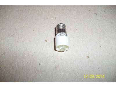 6.3V T-3 1/4 MINIATURE BAYONET WHITE LED TYPE 47 LED LAMP