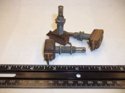 17010 SHAFT 1/4 inch X 1/2 inch ROUND, 1 inch LONG BUSHING, ARROW H&H 1A 250V 3A 125V ROTARY SWITCH