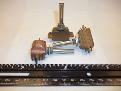 17011 SHAFT 1/4 inch X 1 inch ROUND, 1/4 inch LONG BUSHING, ARROW H&H 1A 250V 3A 125V ROTARY SWITCH