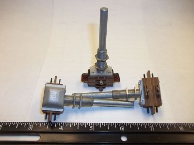 17013 SHAFT 1/4 inch X 1-1/2 inch ROUND, 1 inch LONG BUSHING 1 inch, ARROW H&H 1A 250V 3A 125V ROTARY SWITCH