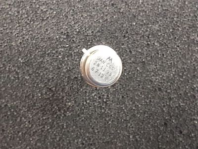 Motorola TRANSISTOR Bipolar Junction PNP TO-29 Date/Lot code 6713R