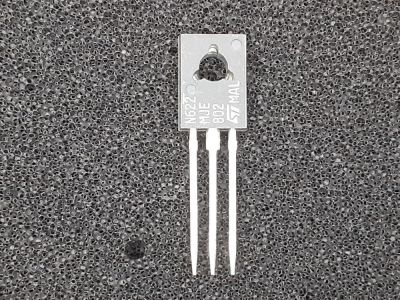 DARLINGTON TRANSISTOR, NPN, 80V STMicroelectronics Date/Lot Code N622