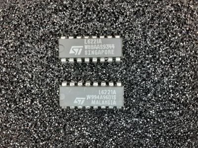 ST Microelectronics QUAD DARLINGTON SWITCH