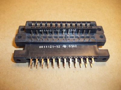 CARD EDGE CONNECTOR 24 Position, .156 inch SOLDER/PC BOARD MOUNT TEXAS INSTRUMENTS DOUBLE READOUT