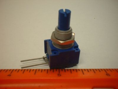 25K Ohm Potentiometer - Linear, 1/4 inch dia. shaft, single turn