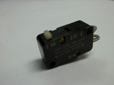 MICRO SWITCH, 10A 120V, (ON) - ON, Momentary(), SPDT, SOLDER TERMINALS, UNIMAX 18-1 V3-1 AN3234-1 V3-1001 V3-253 V3-5