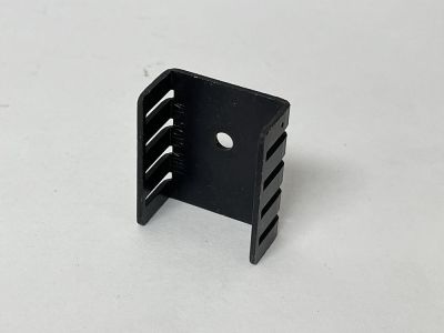 Aluminum Heatsink for TO3P, TO3PBL, TO3PFM, TO3PL, TO3PML, TO3PMLH, TO3PN, TO218, TO127, TO247, TO220, TO202, TO202M, TO202N, TO126, TO126LP, TO126ML Transistor Heat Sink, Measures 30mm x 25mm x 13mm THM6106