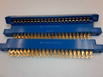 CARD EDGE CONNECTOR 44 Position, .156 inch SOLDER EYELET DOUBLE READOUT AMPHENOL