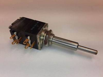 Dual Gang Potentiometer Solder Loops 10,000 Ohm Linear, 1/8 inch X 1/4 inch Dual Shaft, 1-1/4 inch Total Shaft Length, Allen Bradley MOD POT 20M080 W-10K-OHM