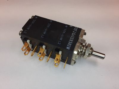 THREE 3 SECTION 50,000 Ohm Potentiometer Linear, 1/8 inch Shaft 1/4 inch Long Allen Bradley A-B 70F1G032R503W