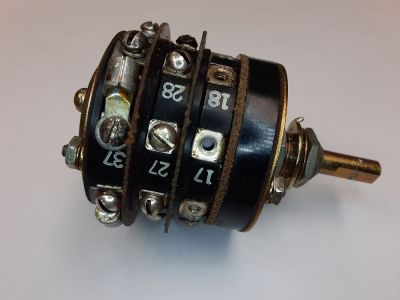 ES CORP ELECTRO SWITCH 31203A 7540 10A 125VAC 5A 250VAC 3A 600VAC 5A 30VDC 1A 125VDC ROTARY SWITCH
