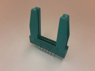EDAC CARD EDGE CONNECTOR W/CARD GUIDES 12 Position, .156 inch SOLDER EYELET DOUBLE READOUT 5A 250V 9727