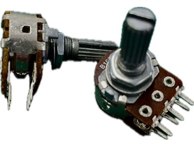 Potentiometer Linear 100K Ohm Dual, 5mm Knurled Fluted Shaft Size, Center Detent, W25