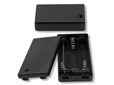 3 AAA ENCLOSED BATTERY CASE WITH LEADS SWITCH