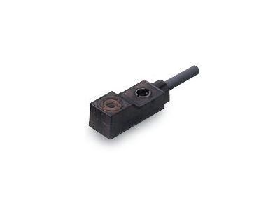 Omron Proximity Switch E2SW22, 12-24VDC, W01